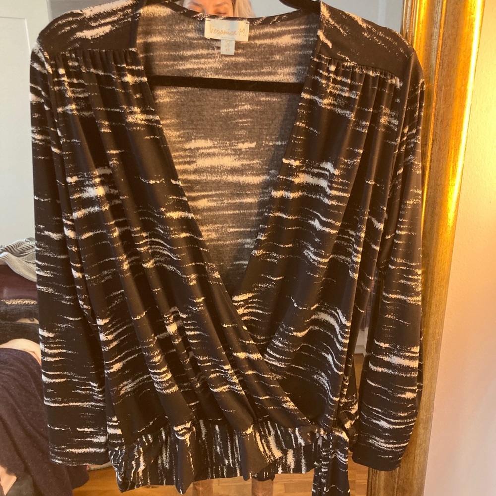 Veronica M Blouse